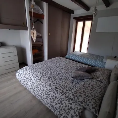 Apartment La Ghianda Con Terrazza Cossogno