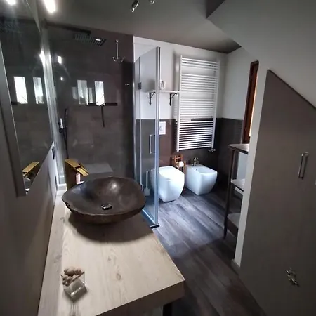 Apartment La Ghianda Con Terrazza Cossogno